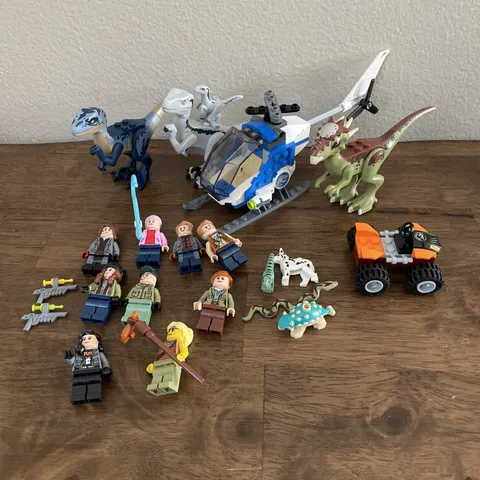LEGO Jurassic World Lot, 76946, 75942, and 76939, Great condition 