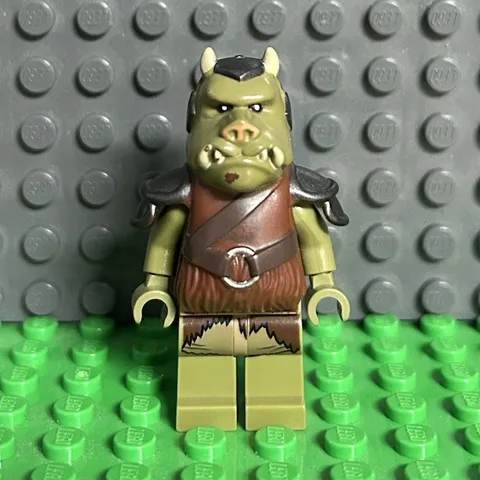 LEGO Star Wars Minifigure Gamorrean Guard from The Rancor Pitt