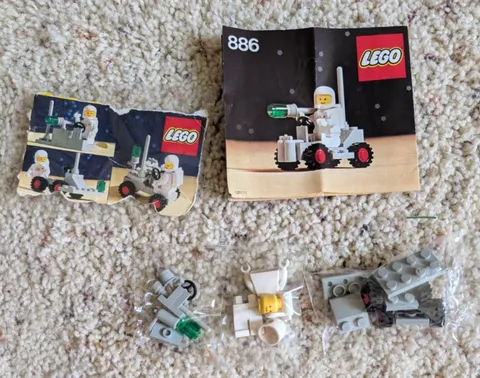 LEGO Space: Space Buggy (886) *one side of the box included small signs of wear*