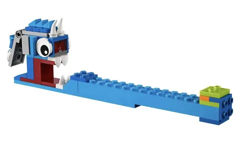 LEGO CLASSIC: Bricks and Lights (11009) - New 🔥