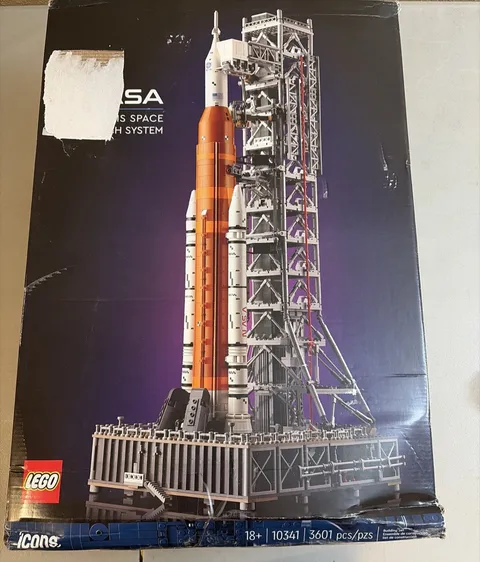 LEGO Icons NASA Artemis Space Launch System 10341 Rocket Open Box Damage READ