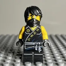 LEGO Ninjago Tournament Robes Cole Njo0114 Tournament of Elements - 1Z