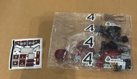 Lego Marvel Hulkbuster Smash-up 76104 Bag Number 4 Plus a Few Stickers ONLY