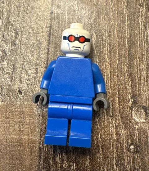 LEGO Batman - Mr Freeze Minifigure 3626pb0265 - bat011i bat011c01 - Rare