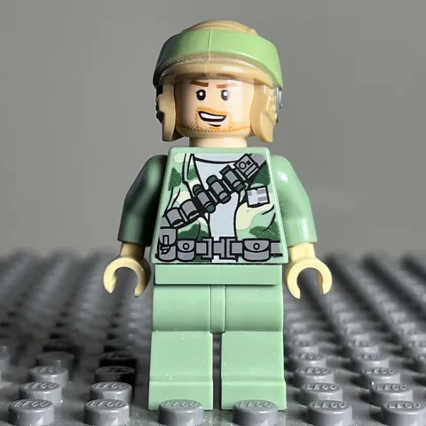 Lego Star Wars Mini Figure Rebel Endor Commando (2012) 9489 SW0368 - 2O1
