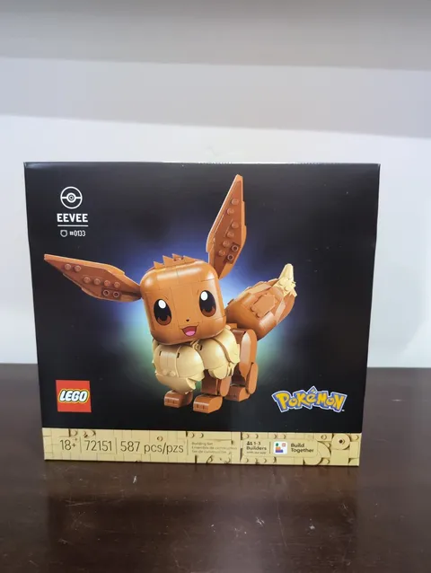 LEGO Pokemon Eevee #72151 Collectible Building Set 587 Pcs Brand New Sealed Box