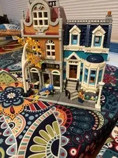 LEGO Creator Expert Bookshop 10270 Retired With Manual NO BOX
