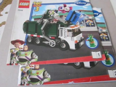 Lego Building Instructions Instruction 7599 Toy Story parts 1 and 2 Part 1 and 2