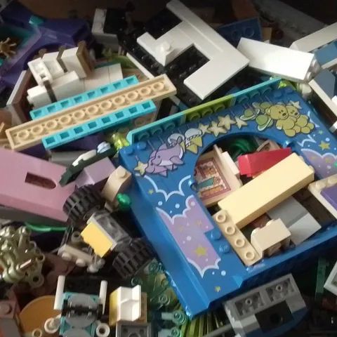 LEGO Multicolor Bulk Lot Mixed Bricks/Pieces/ With A Container 3 Pounds