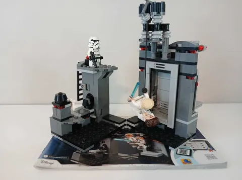 Lego star wars death star escape 75229 with minifigs and instruction manual