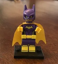 The LEGO Batman Movie Batgirl Minifigure, NEW
