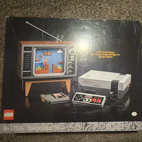 LEGO Nintendo Entertainment System NES Super Mario 2646pcs 18+ 71374