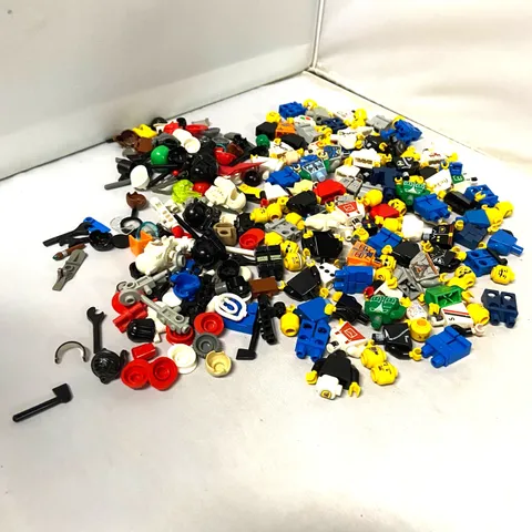 City LEGO Minifigure Pieces Various Accessories Vintage Town Airport Police