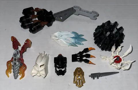 LEGO BIONICLE Mixed Lot Parts Pieces and Accessories Mask