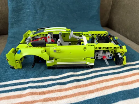LEGO TECHNIC: Ford Mustang Shelby Gt500 (42138) INCOMPLETE PARTS ONLY