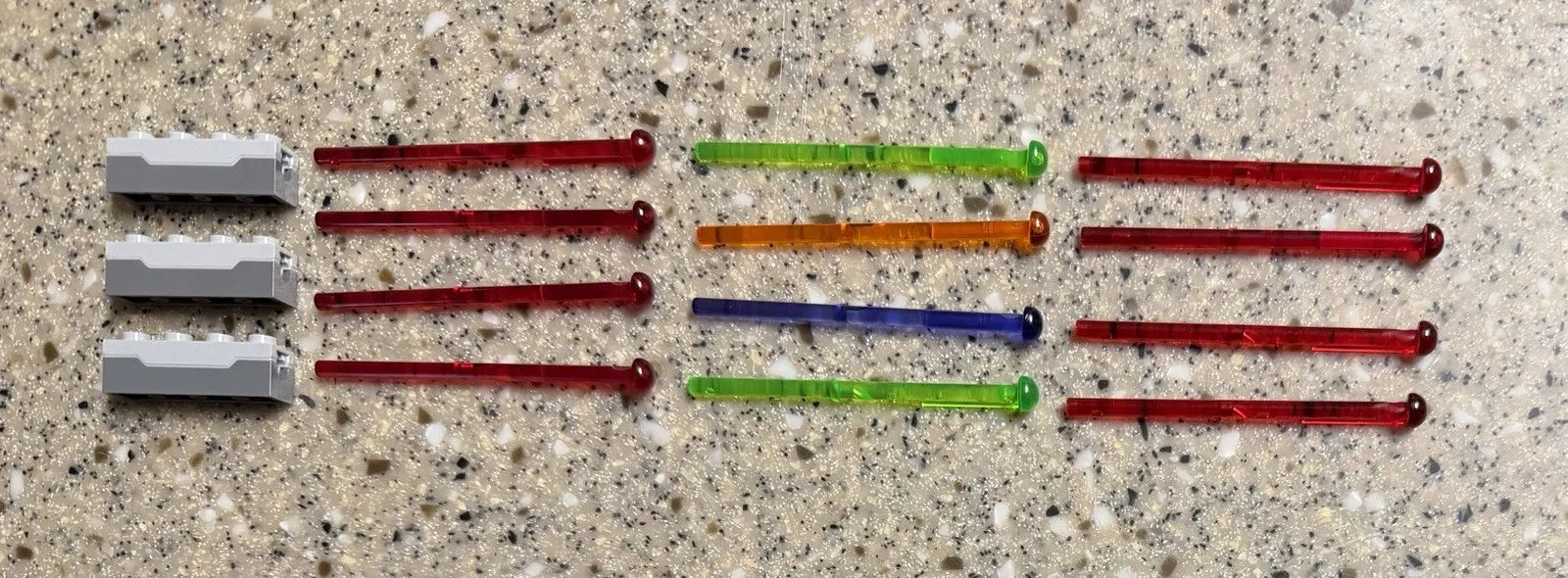 LEGO Star Wars 15 Pc (3) Spring Shooters (12) Assorted Darts Missiles Lasers