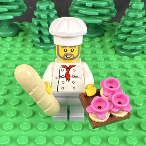 LEGO Chef Minifigure w/ White Chef Hat, Bread & Cupcake Pastry Tray 