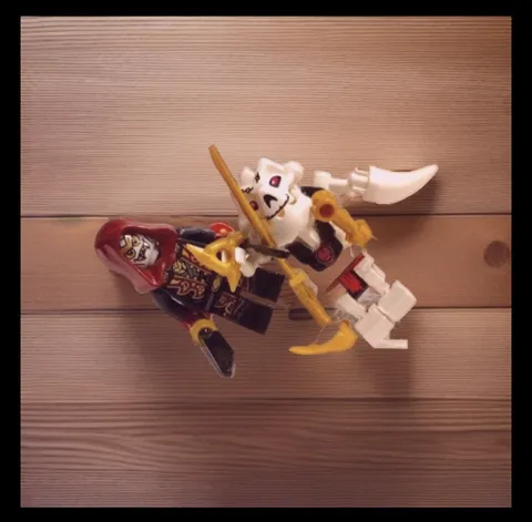 SAMUKAI LOYALIST