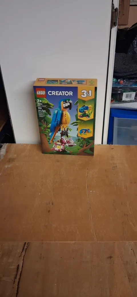 New Lego 31136 Creator 3 in 1