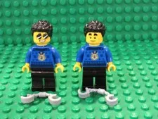 Lot of 2 LEGO Minifigures Police Officer - Duke DeTain cty1207 blue sweater DD32