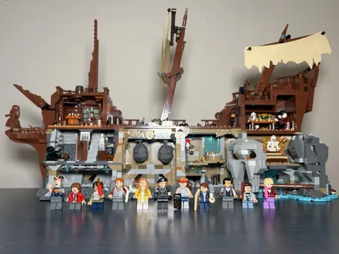LEGO IDEAS The Goonies (21363) MINT