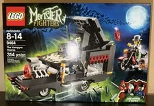LEGO Monster Fighters: The Vampyre Hearse (9464) Zombie Vampire Hot Rod NEW!