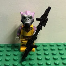 LEGO Star Wars Zeb Orrelios Minifigure from set 75053