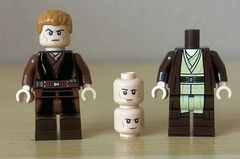 Lego Star Wars Anakin Episode 2 & Jedi Robes Body Minifigure - Light Customs LC