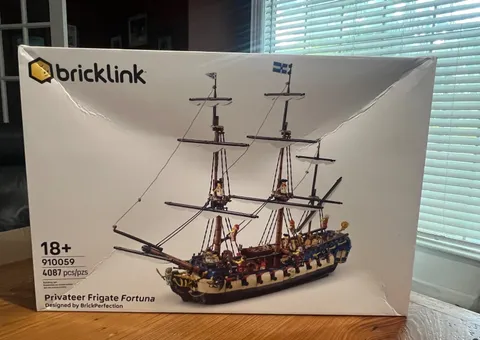 LEGO 910059 Bricklink Series 8 Privateer Frigate Fortuna - New Sealed in Box