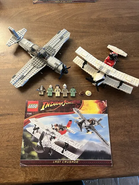 LEGO Indiana Jones: Fighter Plane Attack (7198)