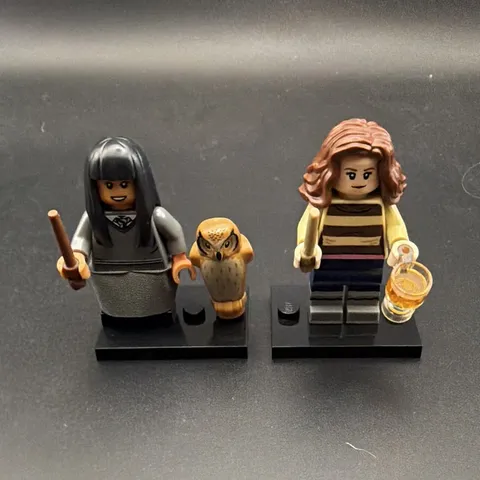 LEGO Harry Potter Hermione Granger & Cho Chang Minifigure Lot of 2 w/ Bases