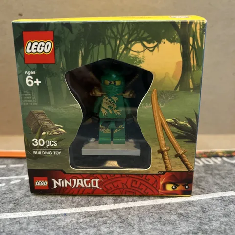LEGO Promo Target 4 Minifigure Cube 5004076 New/Sealed