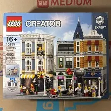 LEGO CREATOR: Assembly Square (10255)- Brand New In Factory Sealed Box