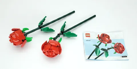 LEGO Botanicals 40460 - Roses - 100% Complete w/ Instuctions