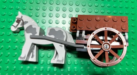 LEGO Light Bluish Gray Spotted Horse Rare 7189 4493c01pb09 Mill Village Raid