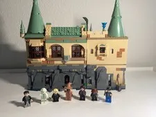 LEGO Harry Potter Hogwarts Castle Lot + Minfigure Lot 