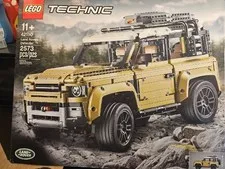 LEGO Technic 42110 Land Rover Defender – NEW & SEALED – Retired