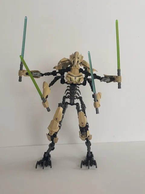 LEGO STAR WARS 75112 GENERAL GRIEVOUS BUILDABLE FIGURE NEARLY COMPLETE RARE