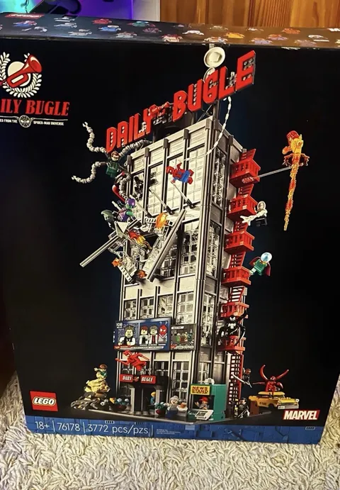 LEGO Super Heroes: Daily Bugle (76178) Used Complete Read Description