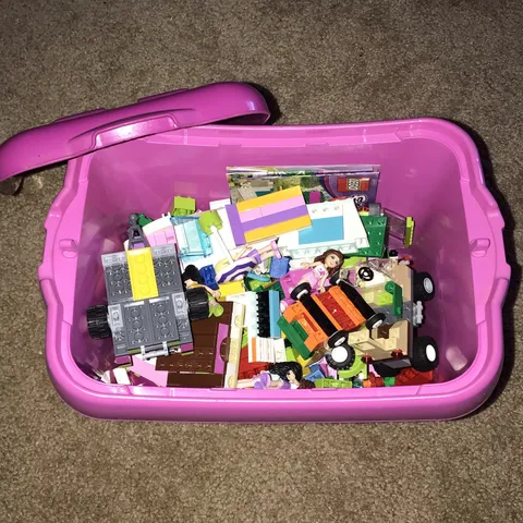 Lego Lot Pink Brick Box Friends Minifigures 3930 3931 Mixed Pieces Car Camper
