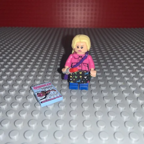 New LEGO Wizarding World Minifigure – Luna Lovegood – 2018