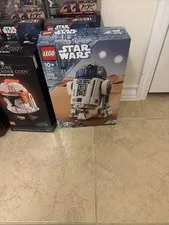 LEGO Star Wars and Batman sets sealed, only batman set box damaged!!