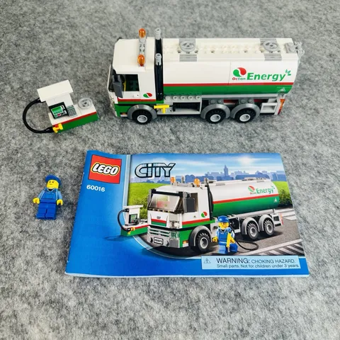 Lego City Tanker Truck 60016 COMPLETE with minifigure and manual, no box