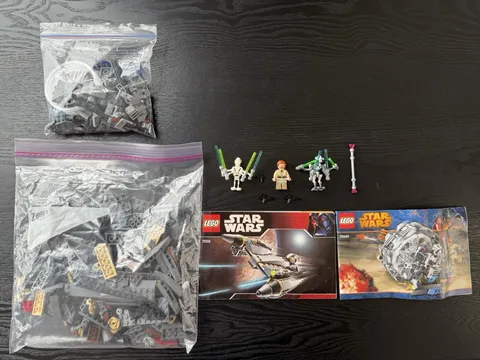 LEGO Star Wars 7656 & 75040 Lot w/ All Minifigures & Manuals