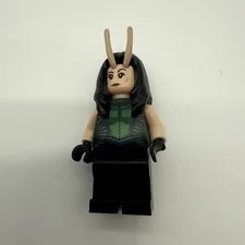 LEGO Minifigure Mantis sh383  Guardians of the Galaxy Broken Hand