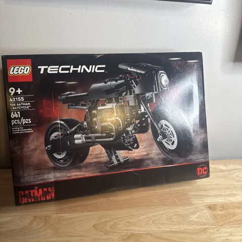LEGO Technic The Batman - Batcycle (42155) Building Toy New Sealed Retired 🎁