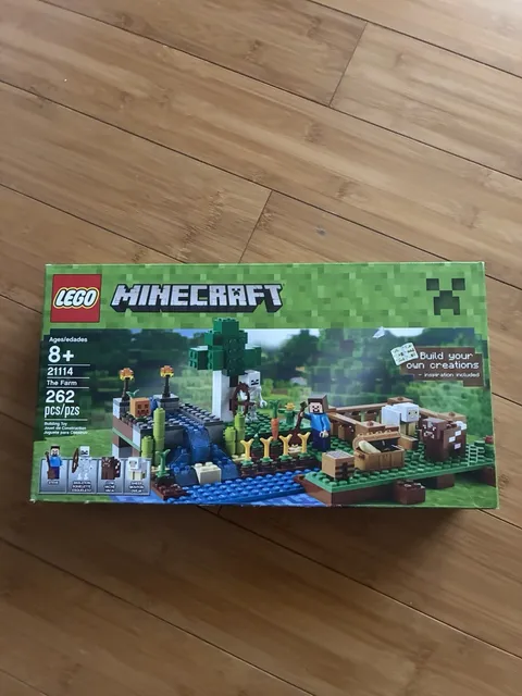 Lego Minecraft 21114 The Farm Steve Skeleton Cow Sheep Minifigures 262 pieces