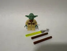 LEGO Star Wars Yoda Minifigure sw0051 7103 7260 4502 w/ Chrome Hilt & Cane - NEW