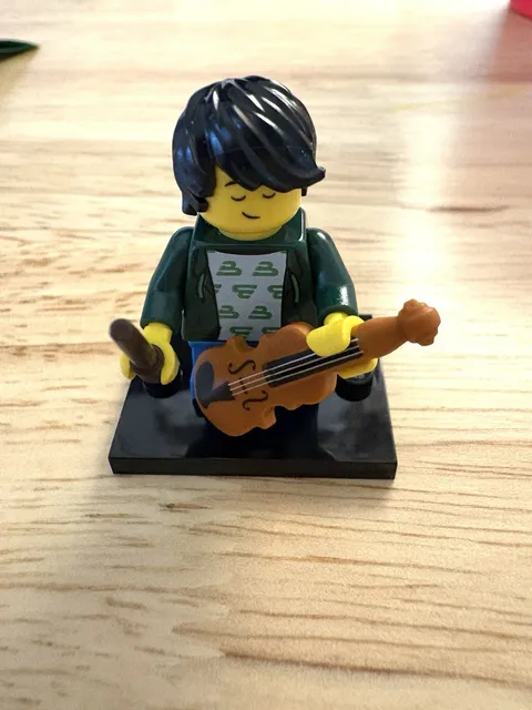 LEGO Series 21 Violin Kid