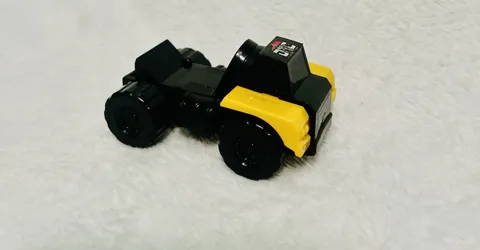 LEGO Printed Mini Vehicle Build - Black & Yellow Plastic Vehicle